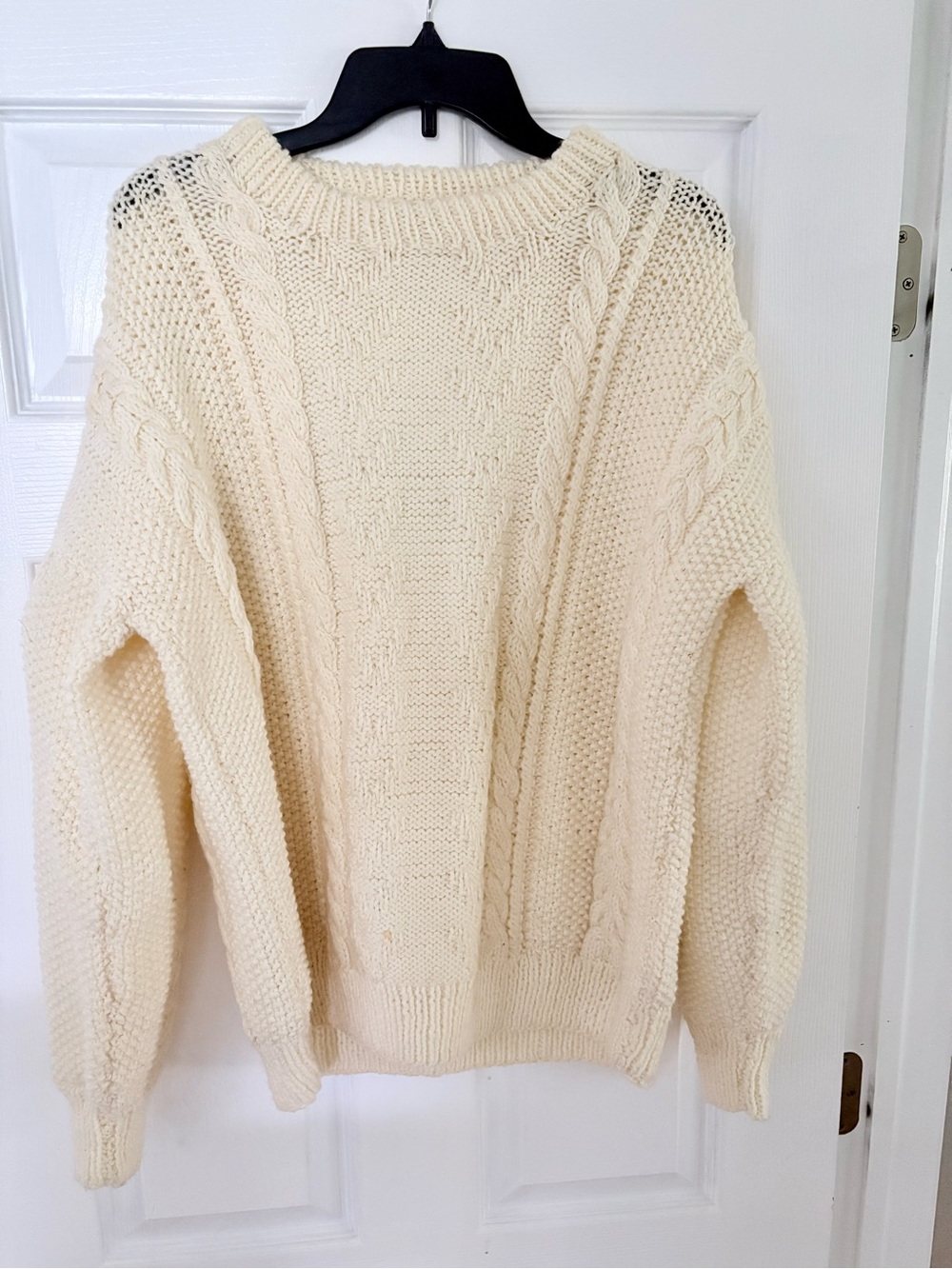 Made Especially FOR YOU
Nettie Goodman Women’s Cable Knit Sweater - Women’s XL